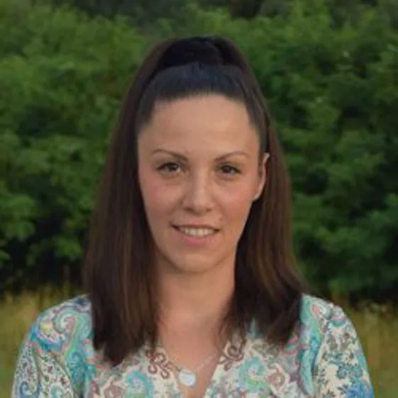 Ivana Selaković, Vaspitač